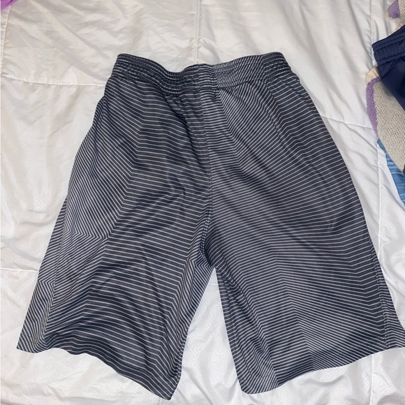 Patterned Under Armour Shorts - Picture 2 of 2